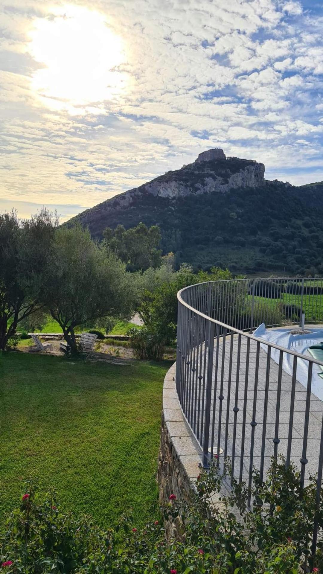 Case Vacanze Nioleo - Apartments And Pool Siniscola Extérieur photo